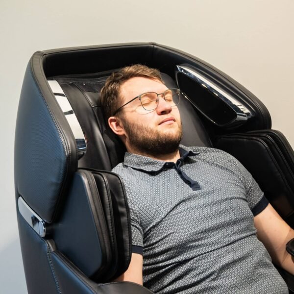Apollo massage chair - Image 4