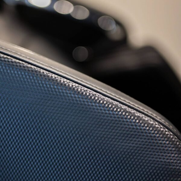 Apollo massage chair - Image 8