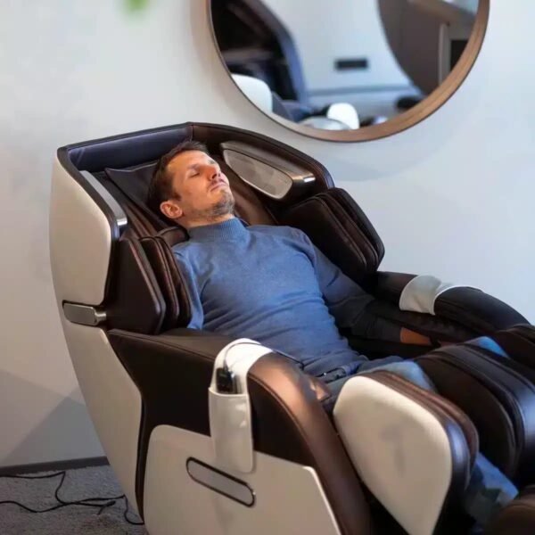 Naipo massage chair - Image 4
