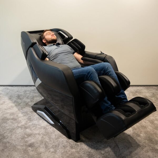 Ultra Plus 3D massage chair - Image 17